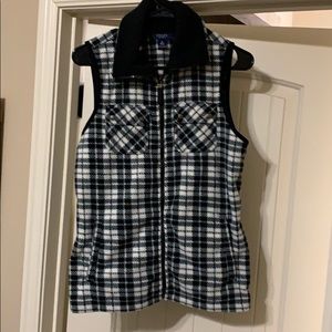 Chaps medium fleece vest (black/cream)